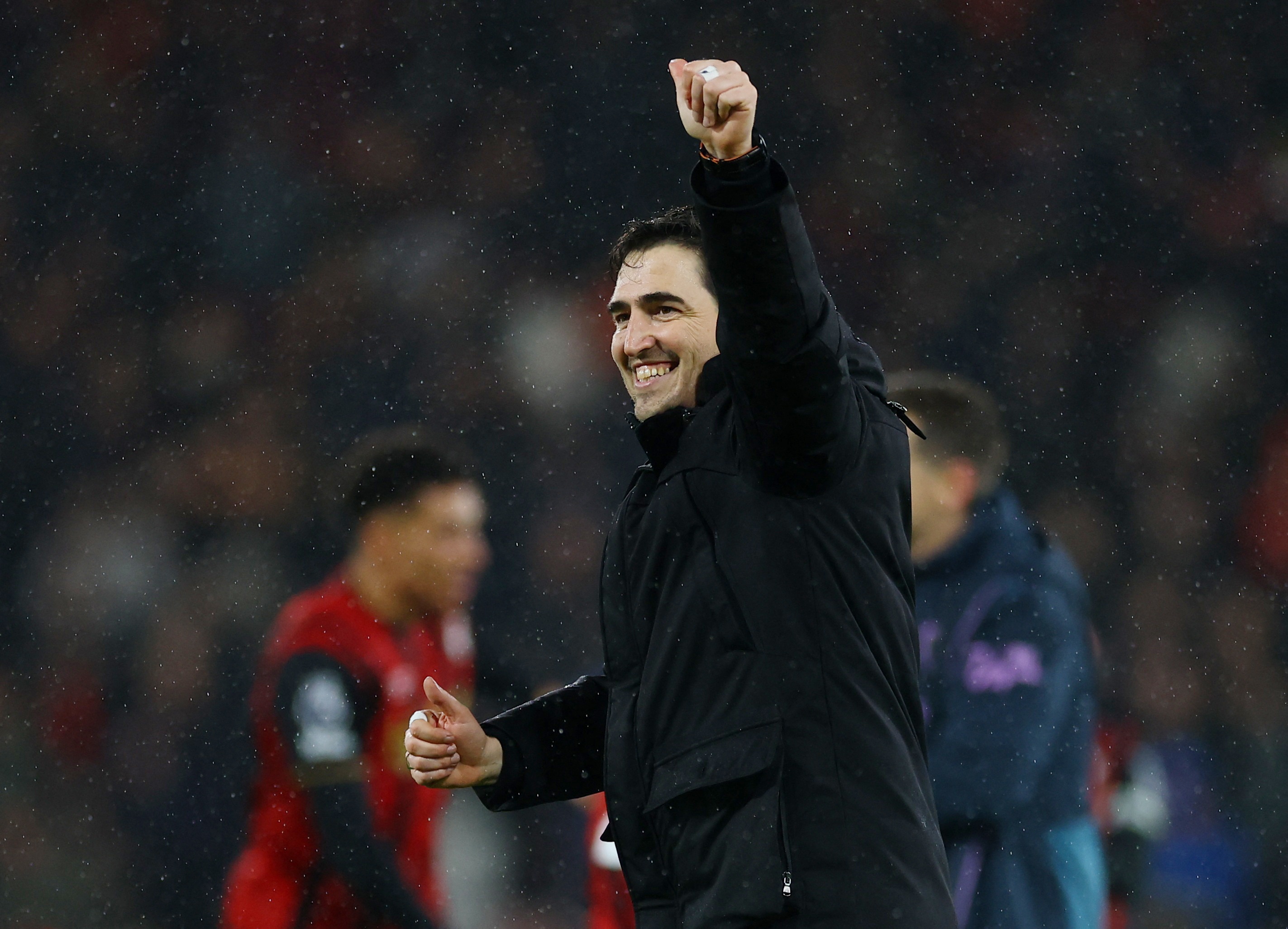 皇冠下载-邮报：伊劳拉考虑与伯恩茅斯续约，水晶宫、热刺等多队有意