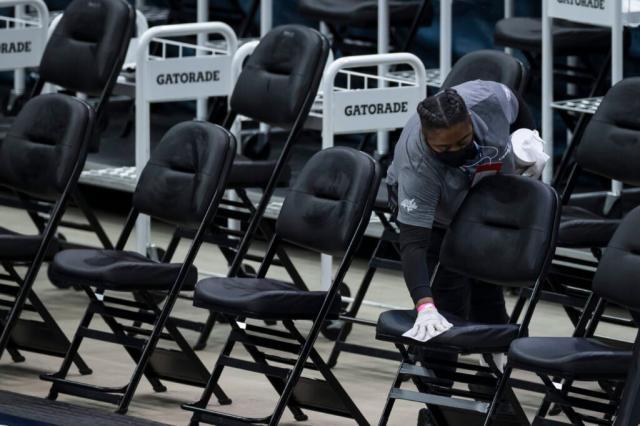 皇冠app-NBA拟增30个双向合同席位 各队主帅纷纷鼓掌叫好