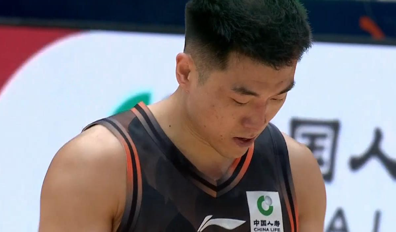 10中2!4中1!广东男篮惨败山东,全明星MVP+三分王就这?太差了